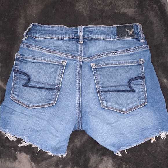 AEO high rise denim shorts - Picture 2 of 3